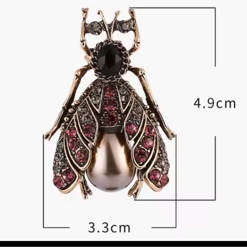 Vintage Chic Insect Brooch - Picture 3 of 4